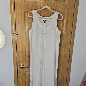 DKNY Sleeveless White Maxi Dress